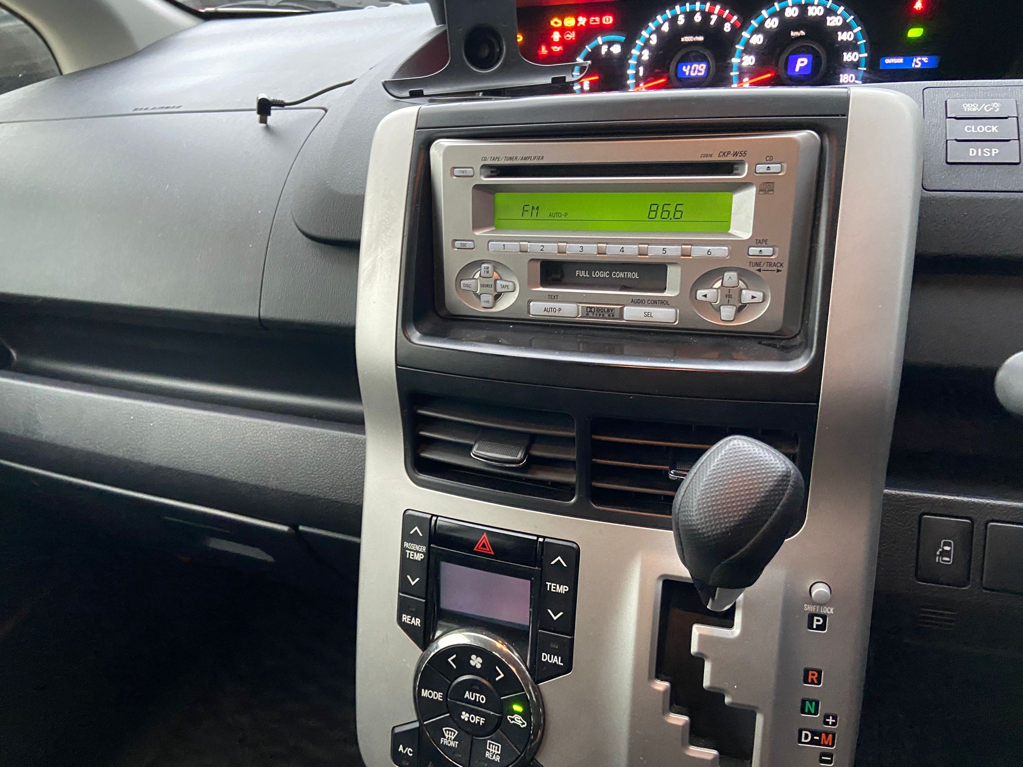 2012 Toyota Voxy 